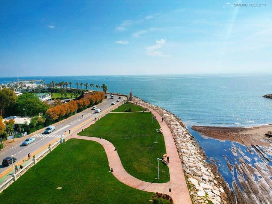 Casa Gabry Design A Due Passi Dal Centro E Dal Mare Apartment San Benedetto del Tronto Luaran gambar